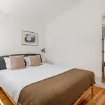 Joivy Riverside Bohemian Maisonette